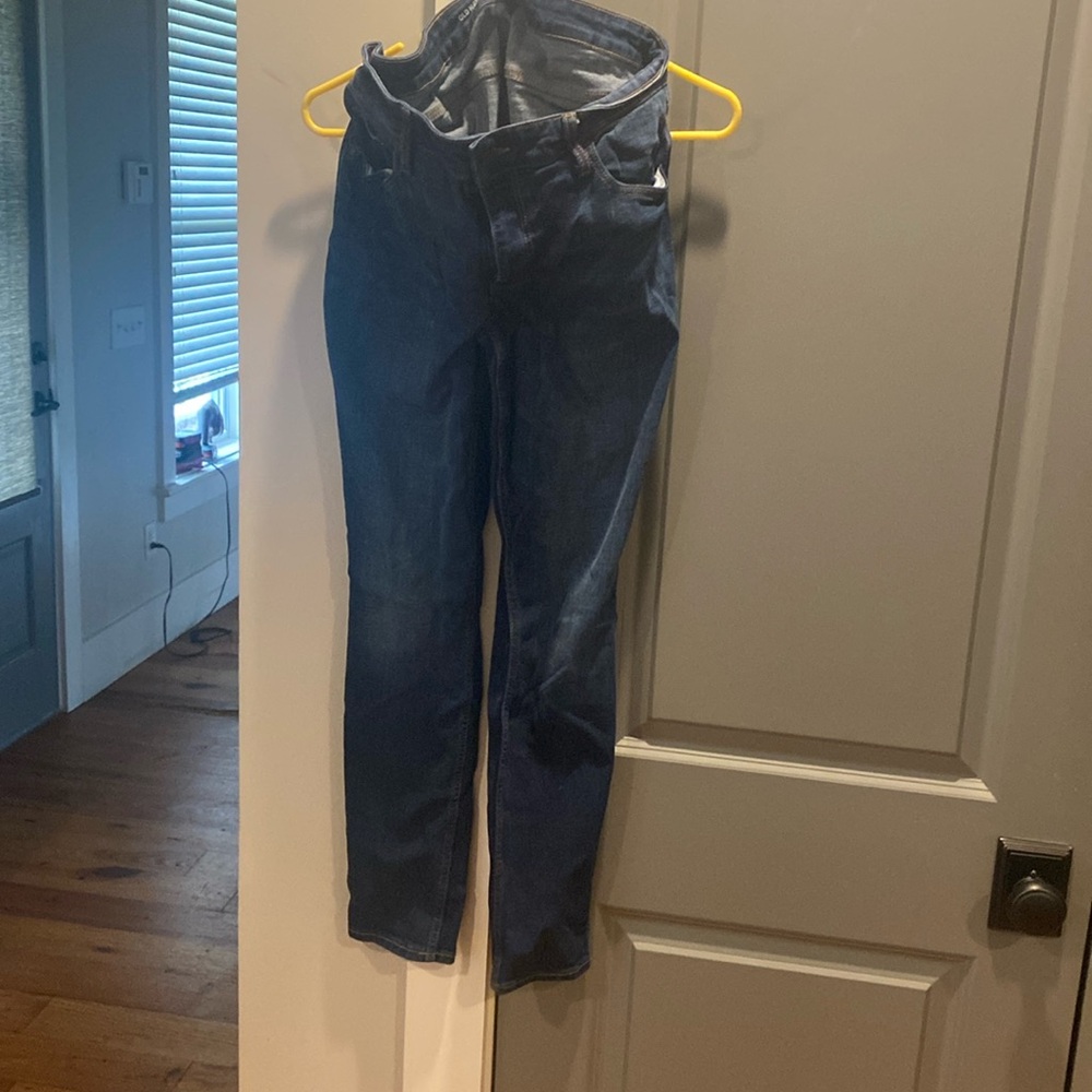 Old Navy stretch skinny jeans.  Size 14.